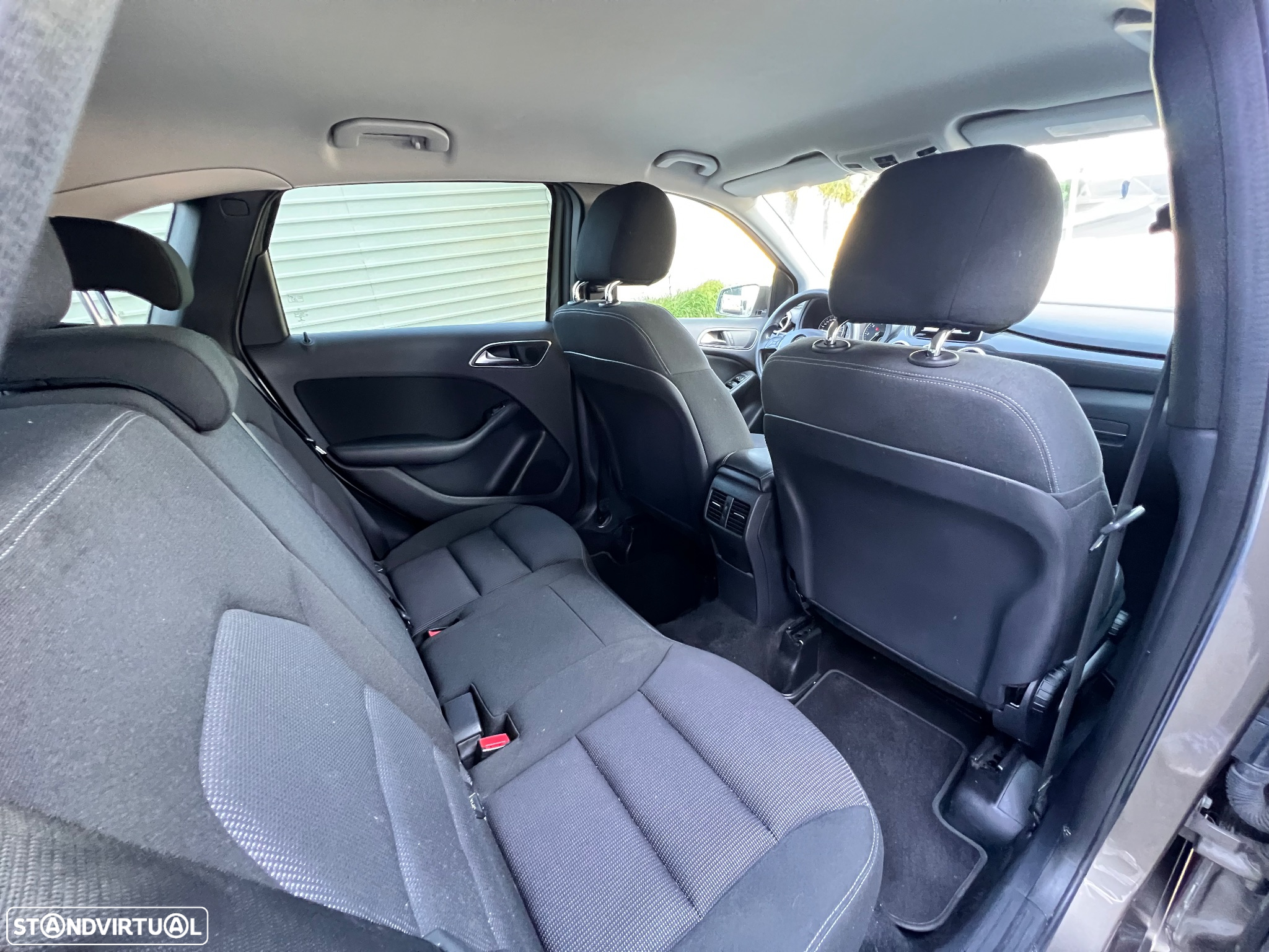 Mercedes-Benz B 180 CDi BlueEfficiency Edition - 17