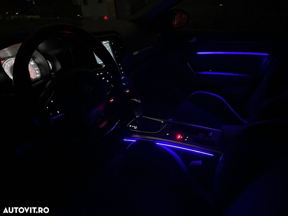 Renault Megane ENERGY TCe EDC GT - 12