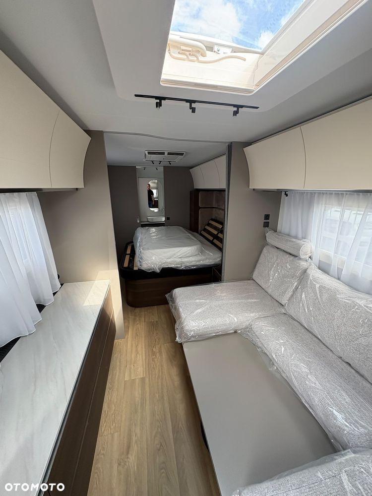 Adria ALPINA 663 HT - 19