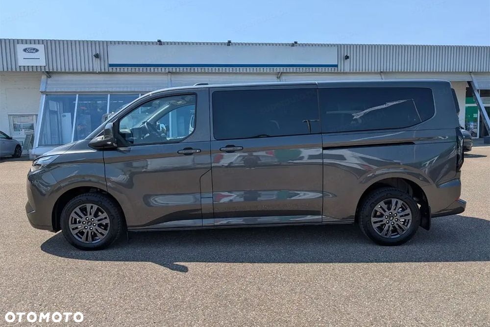 Ford Tourneo Custom 2026 photo 5