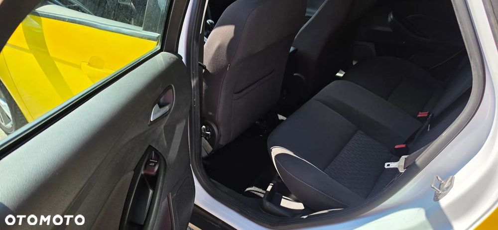 Ford Focus 1.0 EcoBoost 99g Gold X (Trend) - 13