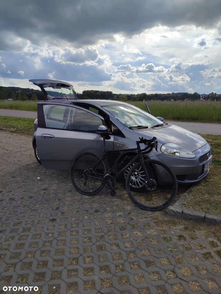 Fiat Grande Punto 1.4 8V - 16