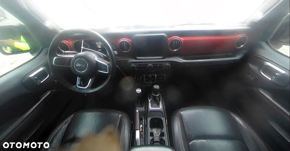 Jeep Wrangler - 11