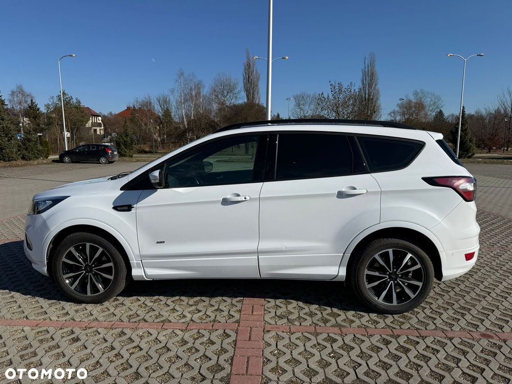 Ford Kuga 2.0 TDCi 4x4 ST-Line - 5