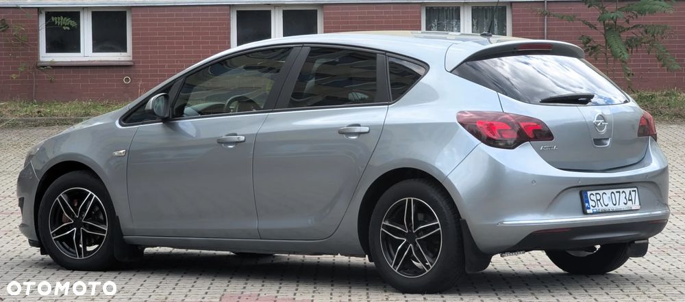 Opel Astra 1.4 T Sport - 23