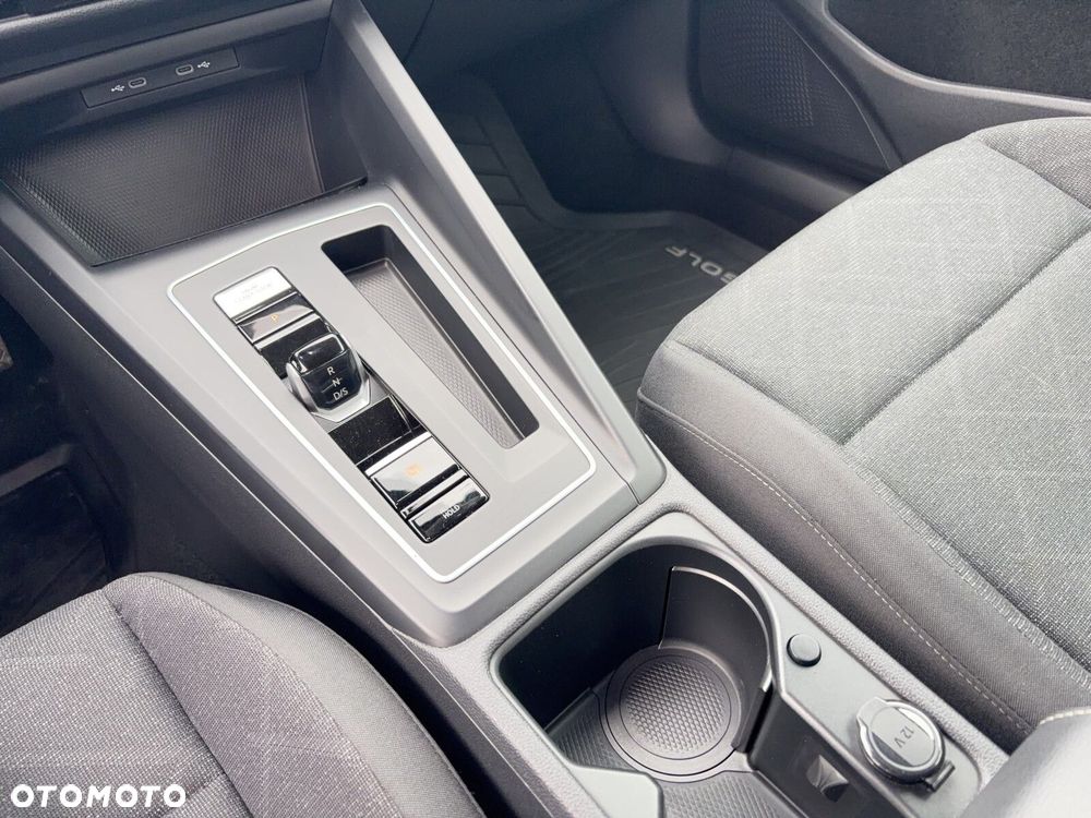 Volkswagen Golf - 13