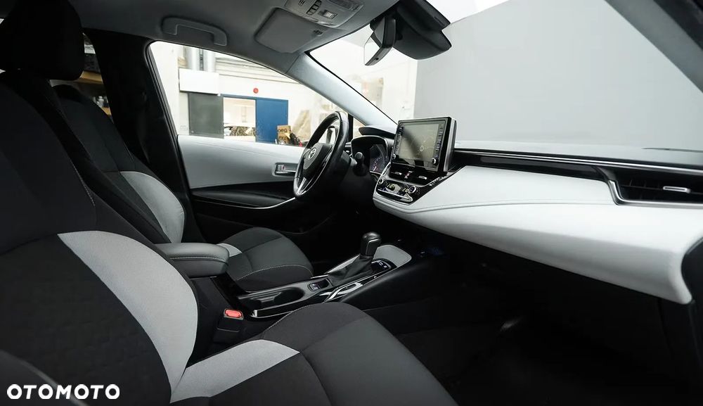 Toyota Corolla 1.8 Hybrid Active - 26