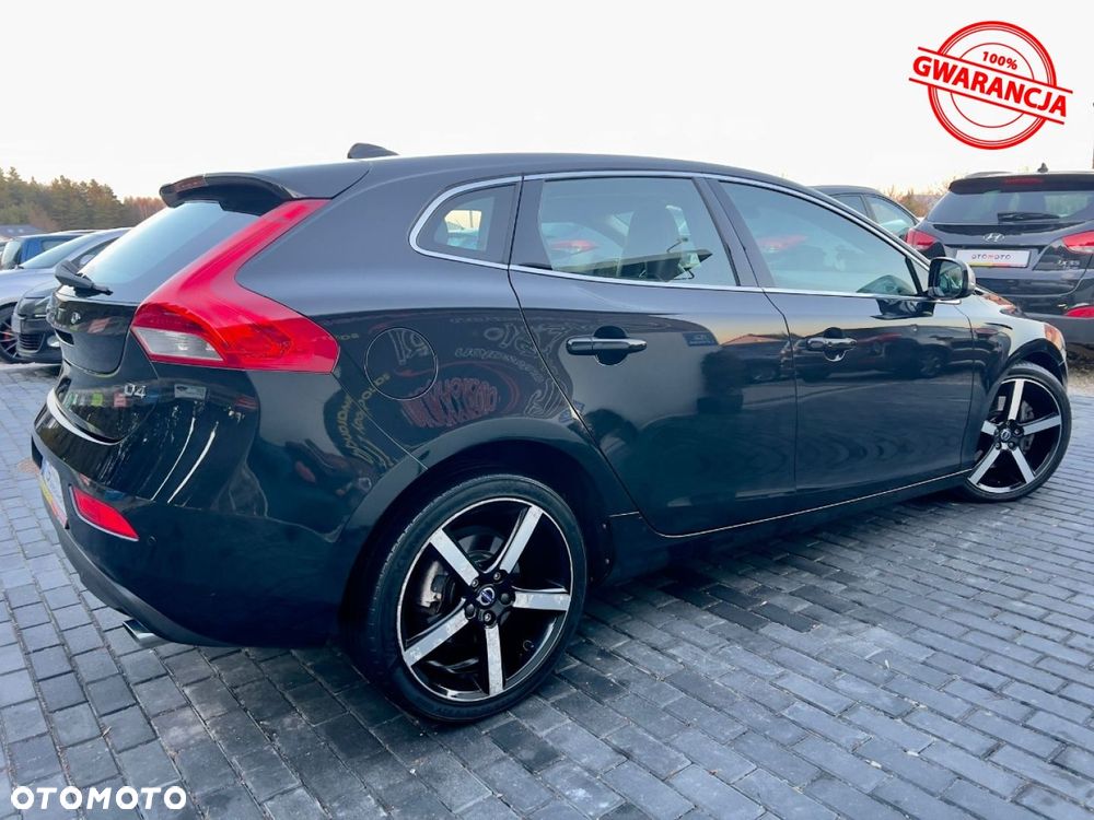 Volvo V40 D4 Summum - 12