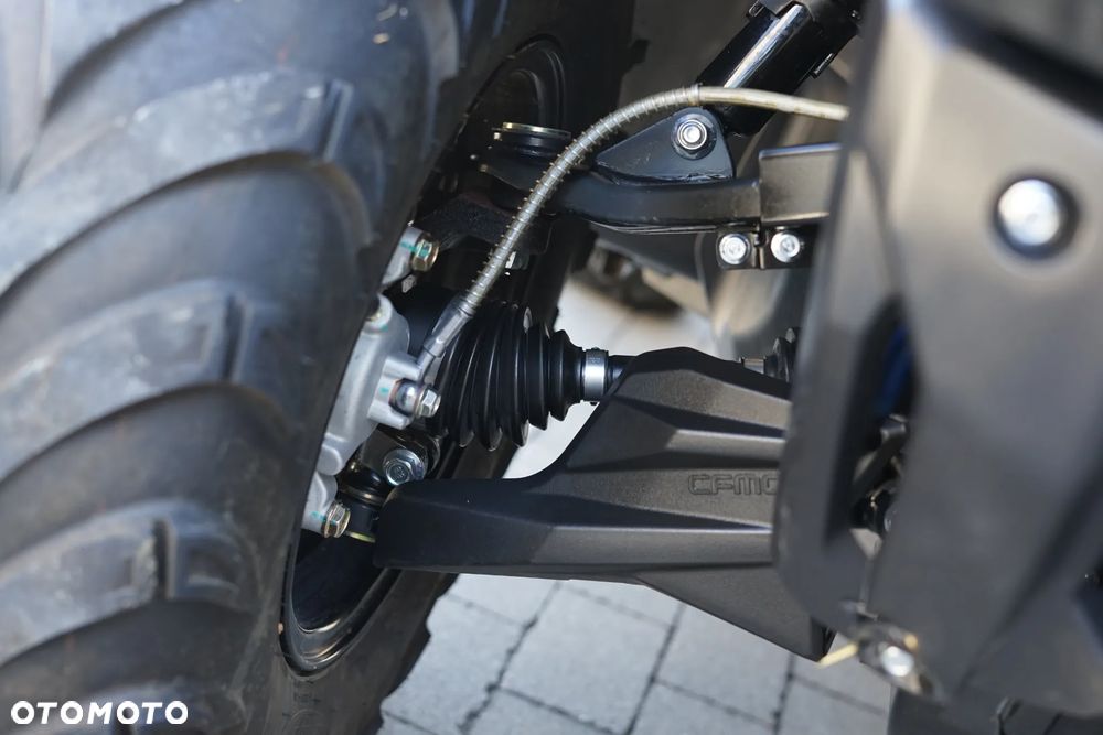 CFMoto CForce - 9