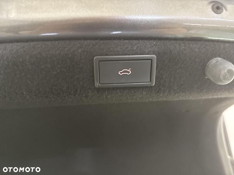 Skoda Superb 2.0 TSI Style DSG - 25