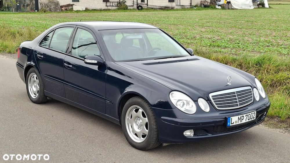 Mercedes-Benz Klasa E 200 Kompressor Automatik Classic - 35