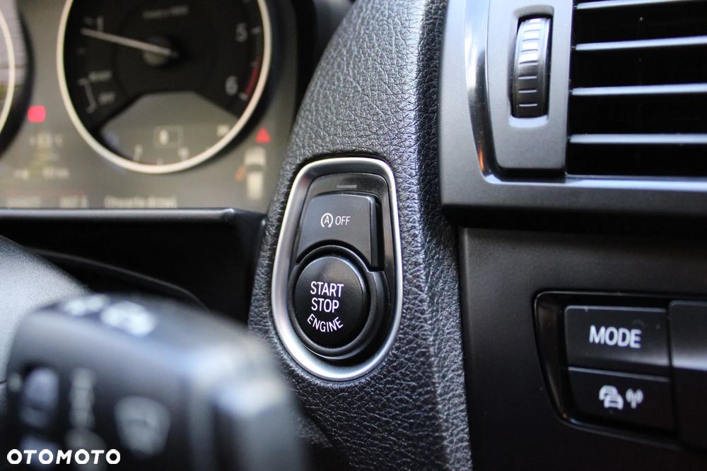 BMW Seria 1 120d Sport Line - 26
