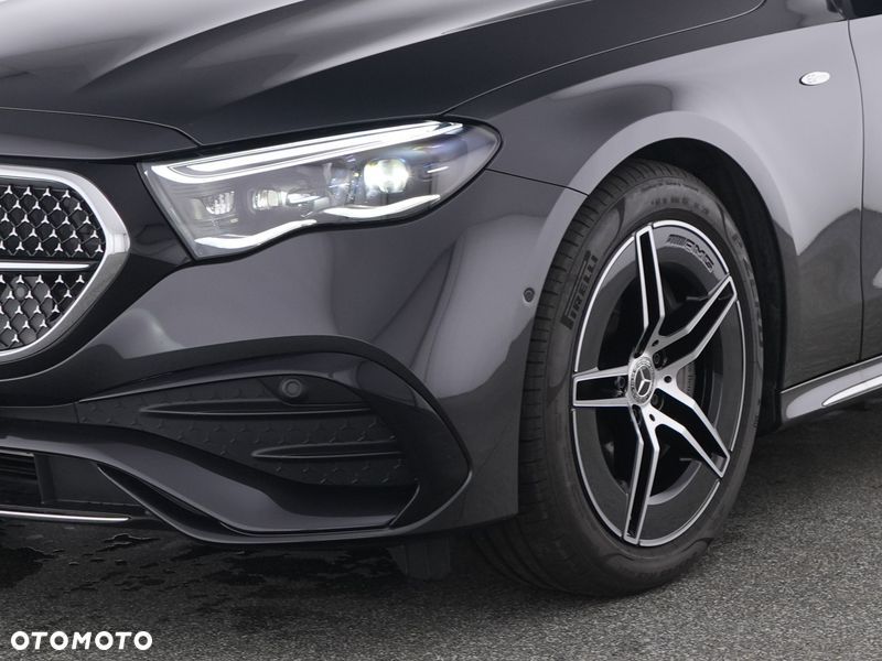 Mercedes-Benz Klasa E 300 de PHEV 4-Matic AMG 9G-Tronic - 3