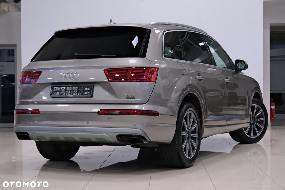 Audi Q7 - 13