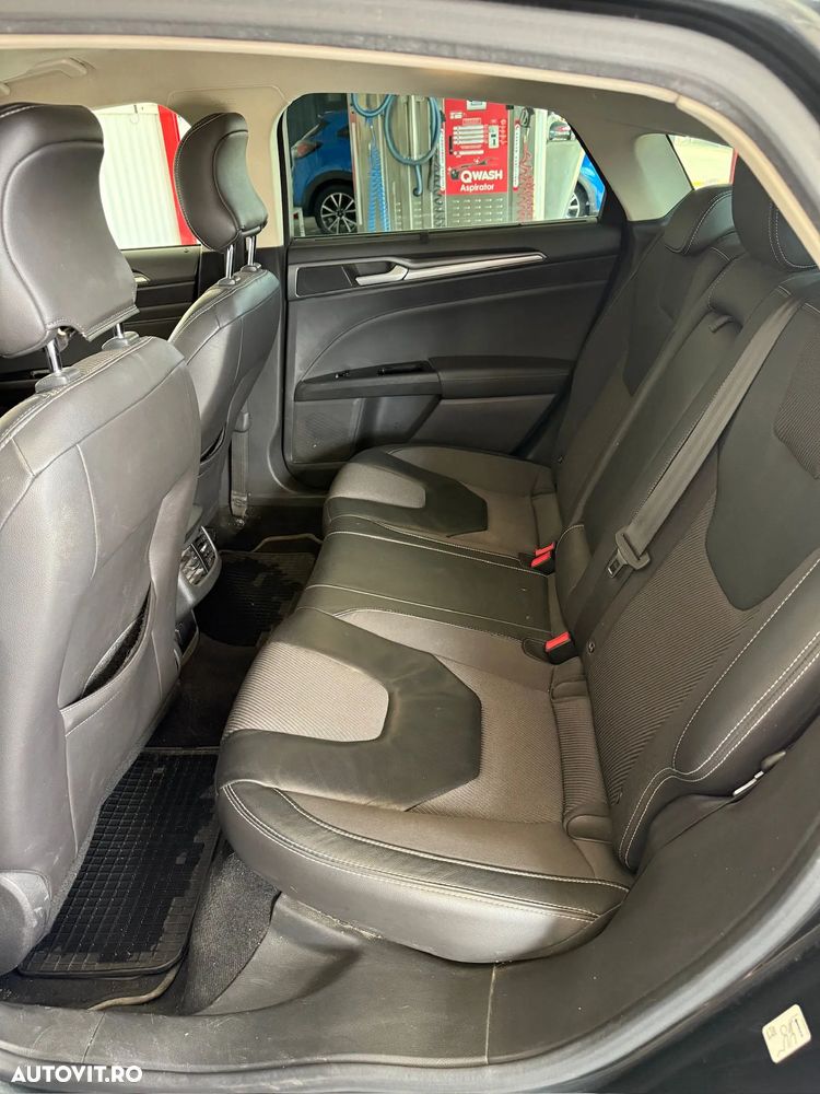 Ford Mondeo 2.0 TDCI PowerShift Titanium - 11