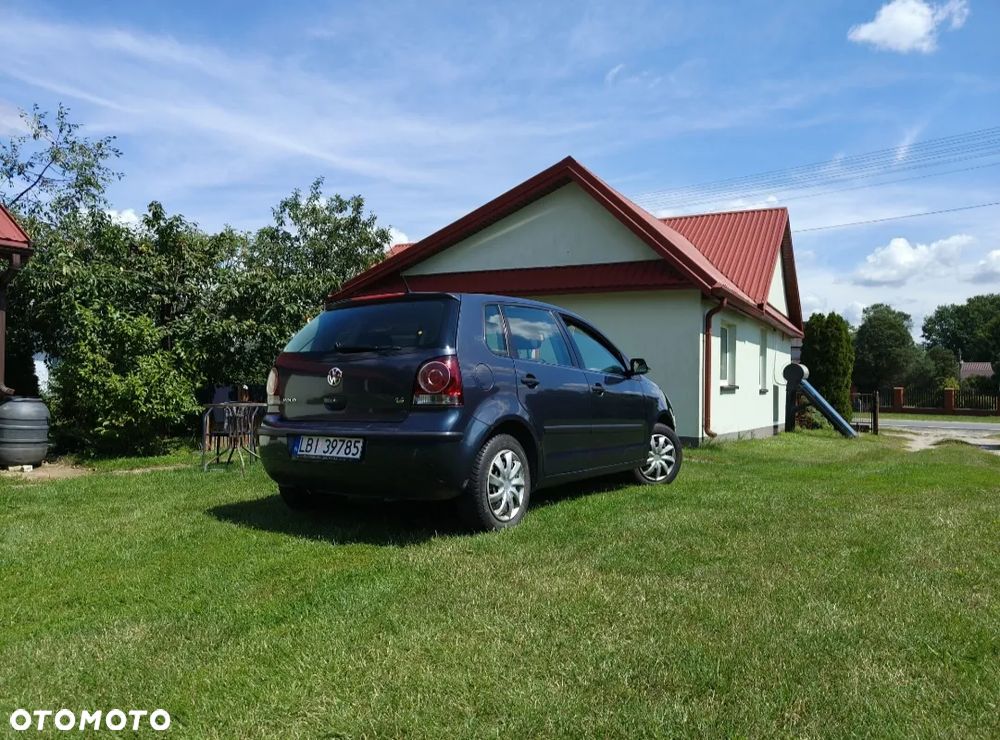 Volkswagen Polo 1.4 16V Comfortline - 2