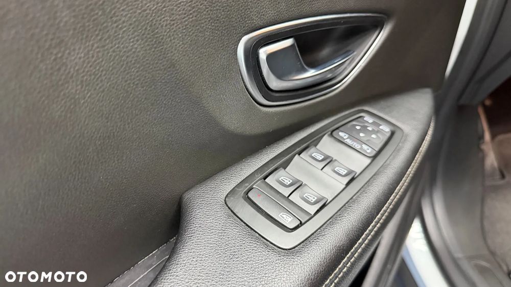 Renault Scenic - 31