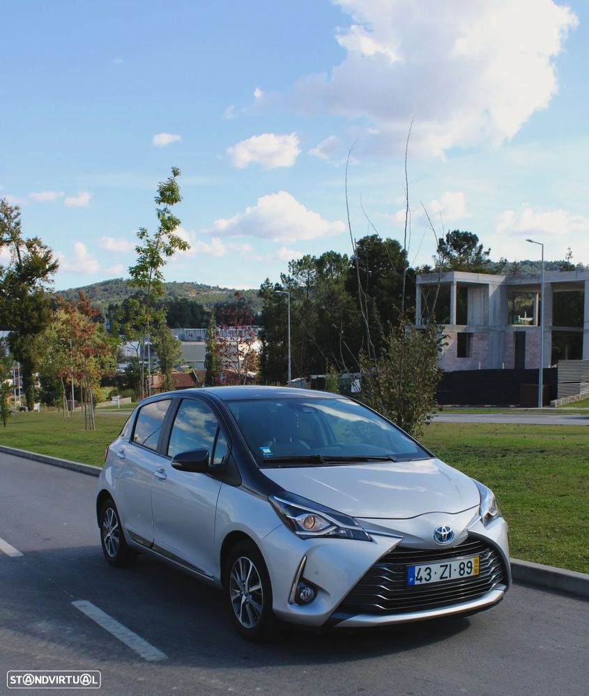 Toyota Yaris 1.5 HSD 20 Anos - 4