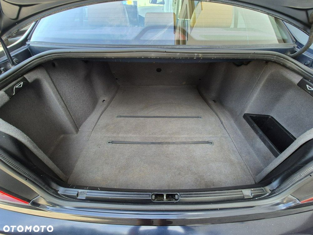 BMW Seria 5 523i - 28