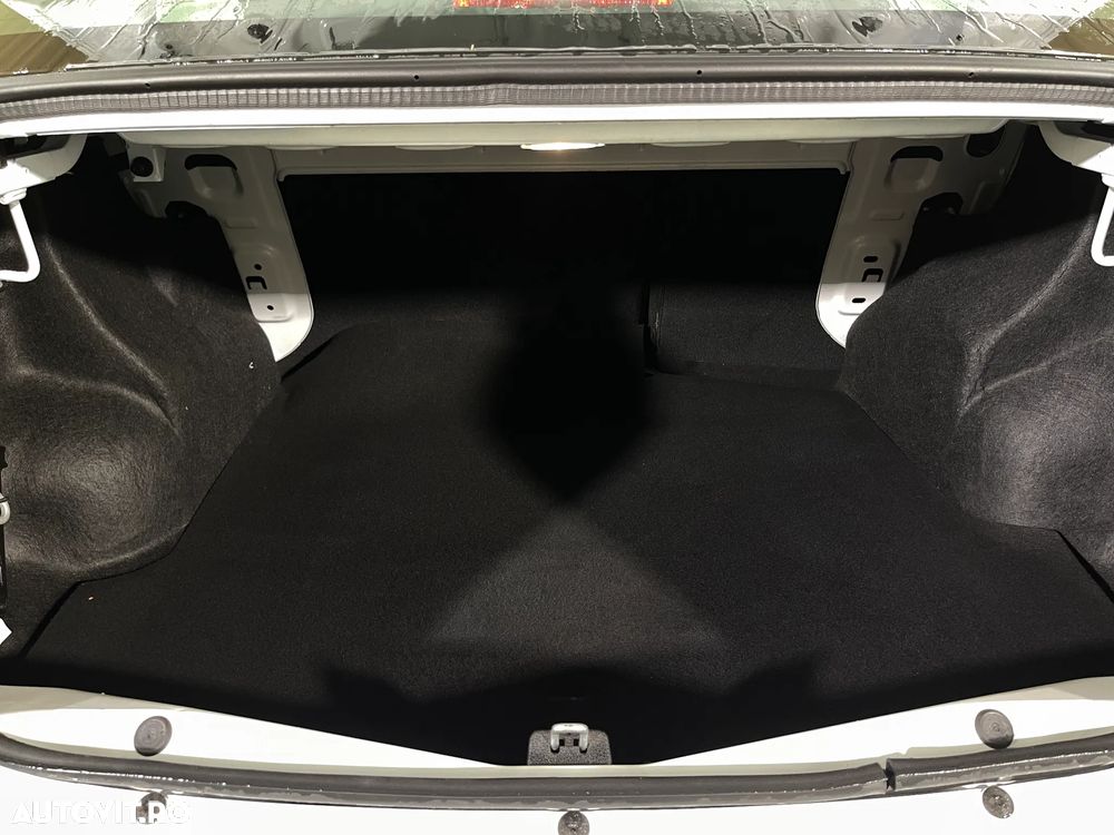 Dacia Logan 1.5 Blue dCi Laureate - 11