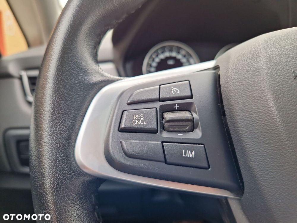 BMW Seria 2 220i GT Advantage sport - 24