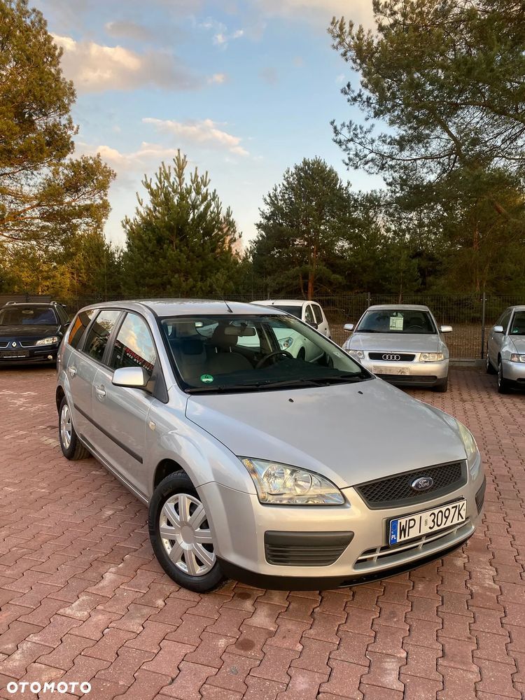 Ford Focus 1.6 16V Fun X - 1