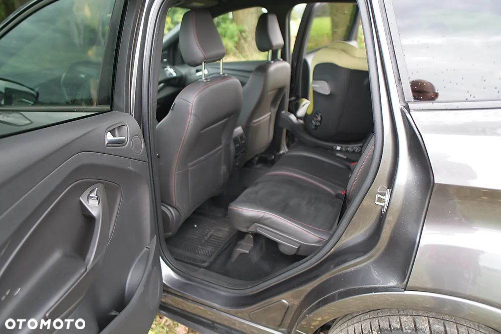 Ford Kuga 2.0 TDCi AWD ST-Line - 16
