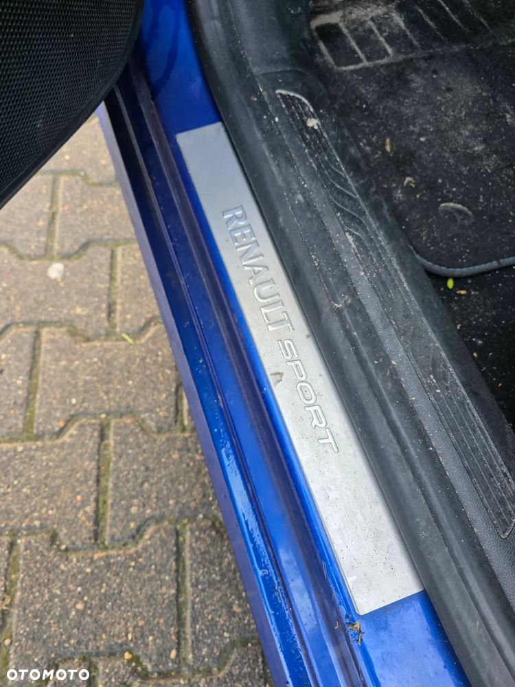 Renault Megane 1.6 dCi GT EDC - 13