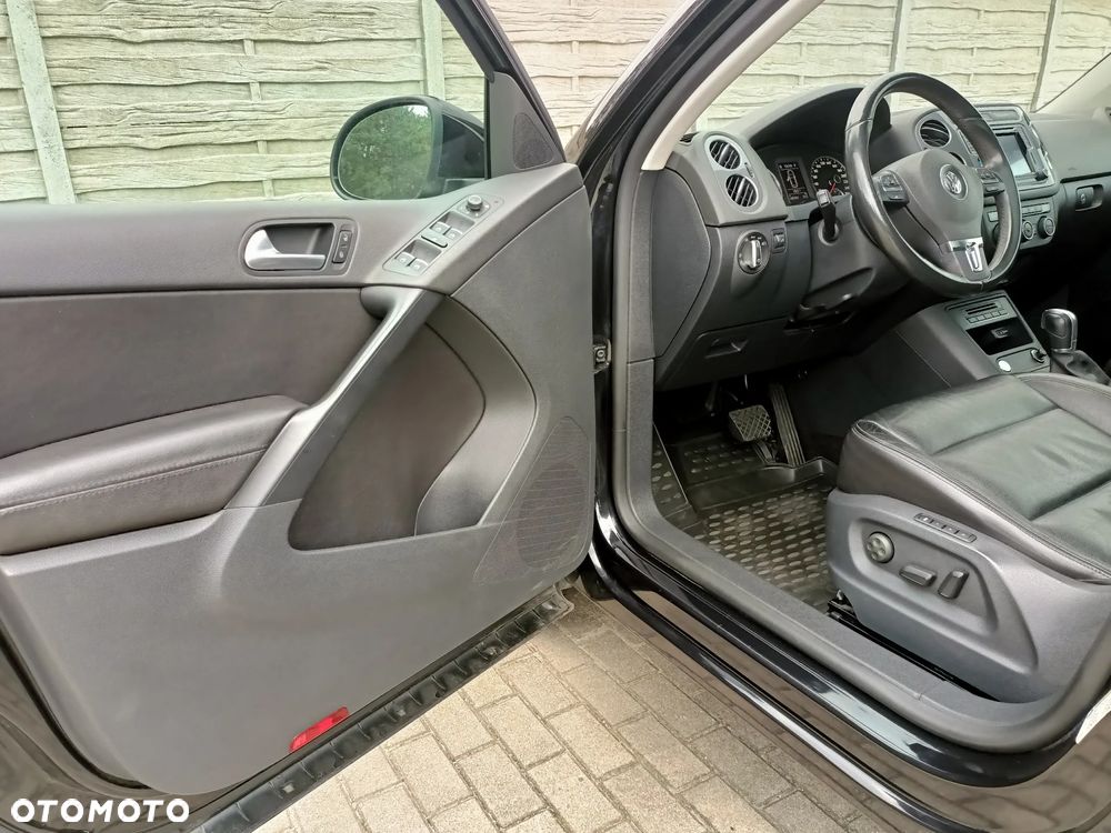 Volkswagen Tiguan - 24