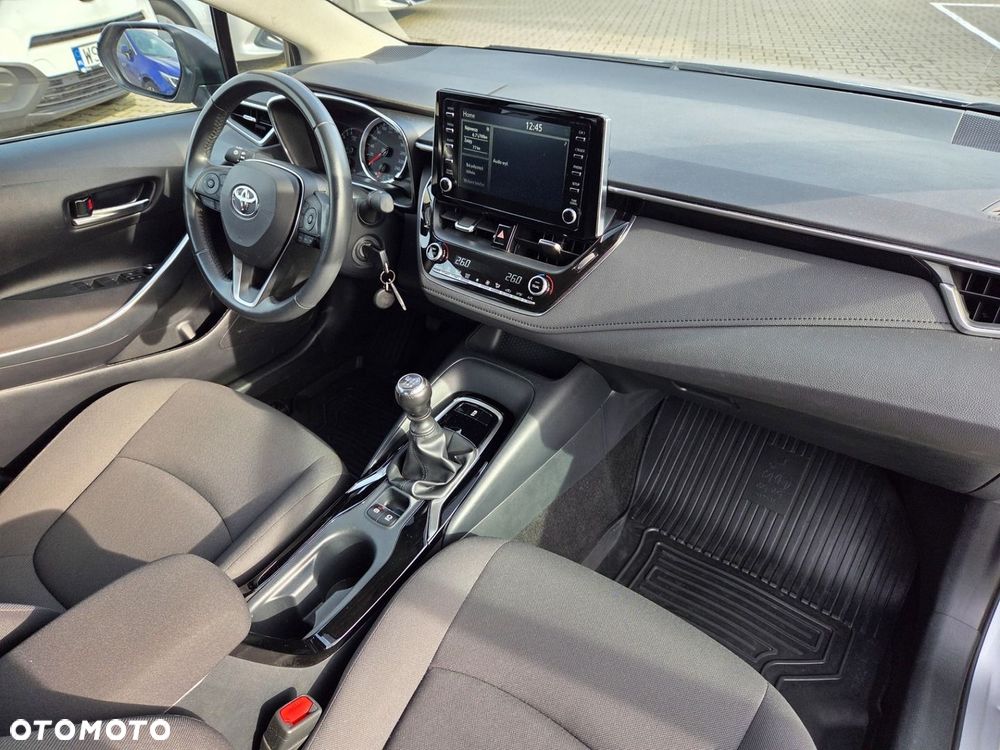 Toyota Corolla - 16