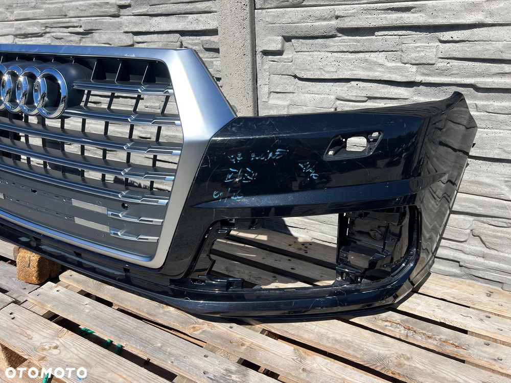 Audi Q7 SQ7 4M0 SQ7  zderzak przedni 15-19 - 2