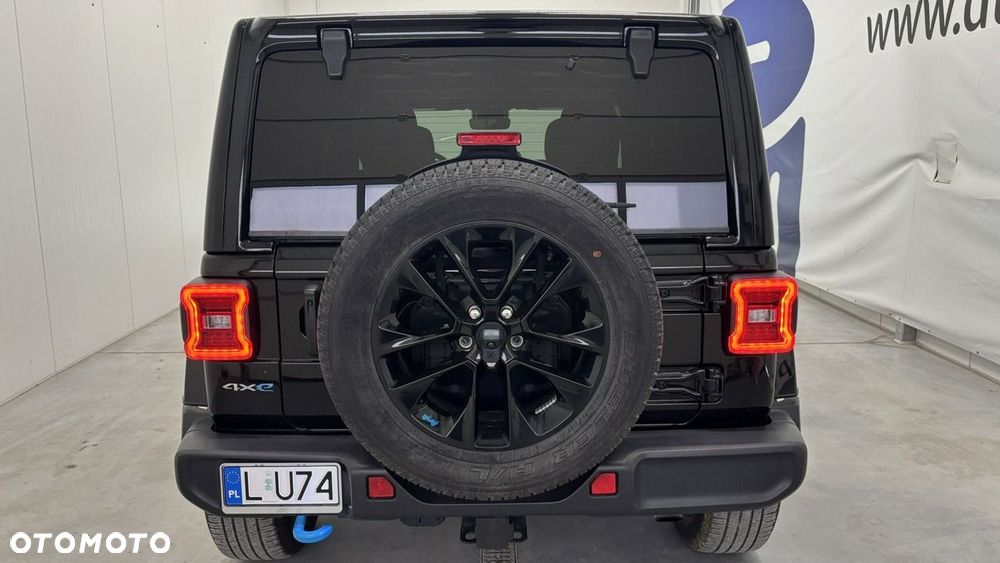 Jeep Wrangler - 5