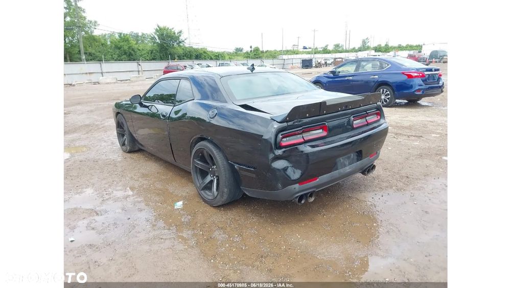Dodge Challenger - 5