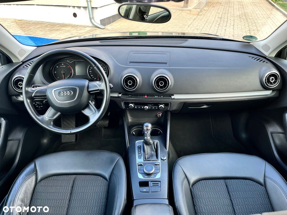 Audi A3 Sportback 1.6 TDI S tronic Attraction - 17