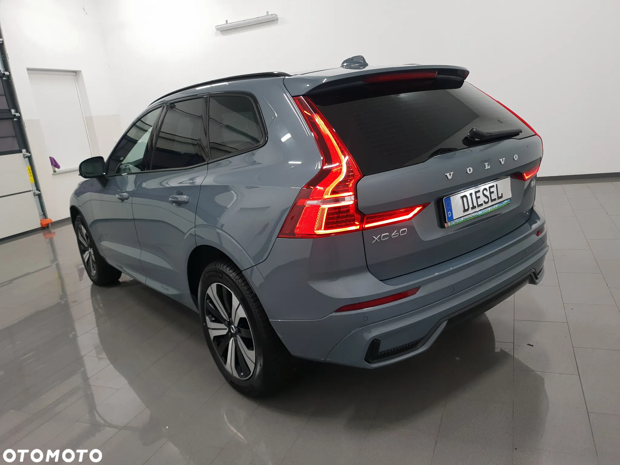 Volvo XC 60 B4 D Geartronic RDesign - 4