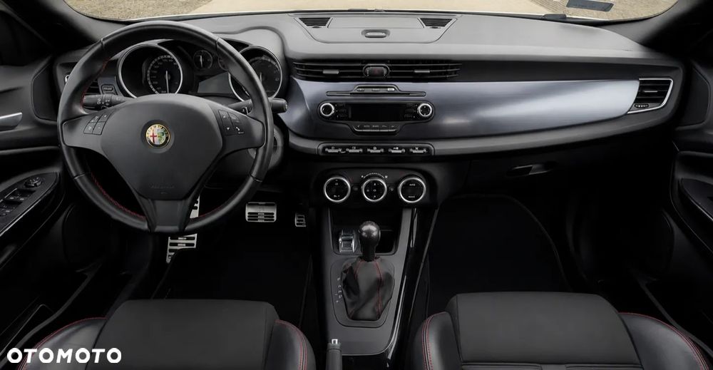 Alfa Romeo Giulietta 1.4 TB MultiAir Exclusive TCT - 6