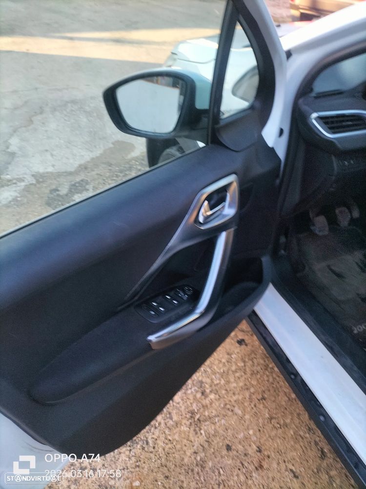 Peugeot 2008 1.6 BlueHDi Active - 19