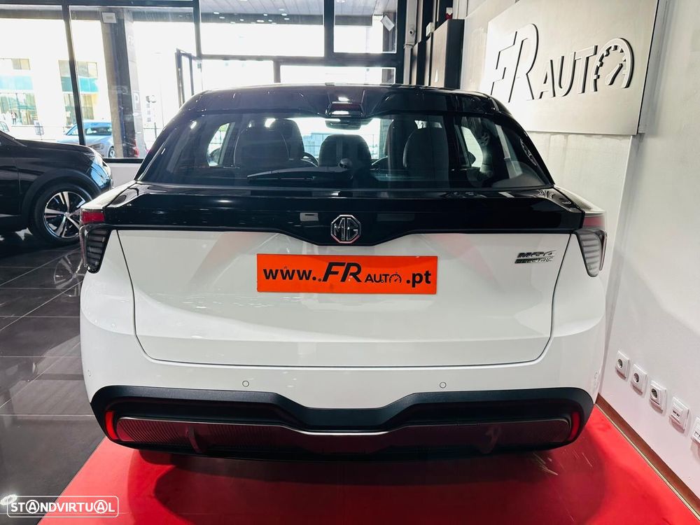 MG MG4 51 kWh Standard - 15