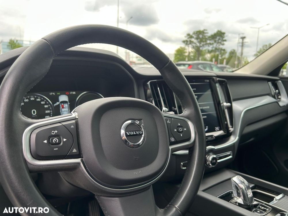 Volvo XC 60 T8 Twin Engine AWD Momentum - 19