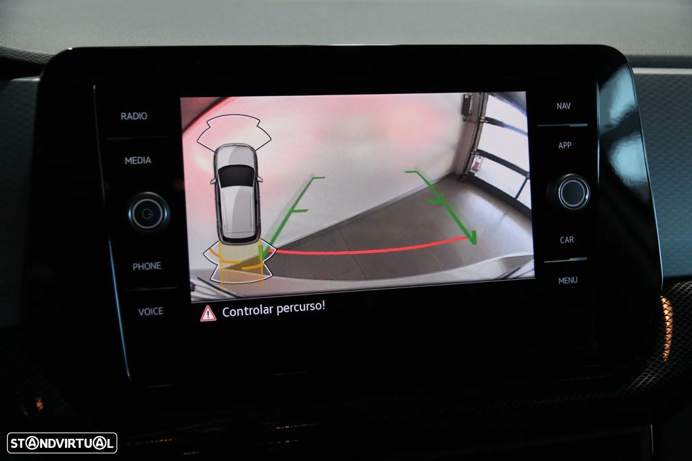 VW Taigo 1.0 TSI Urban DSG - 14