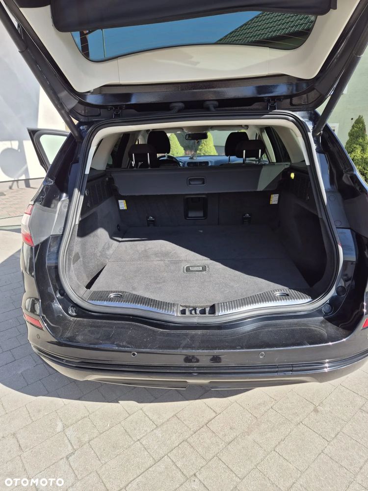 Ford Mondeo 2.0 TDCi Titanium PowerShift - 18