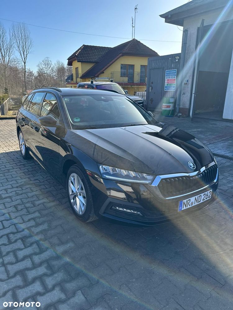 Skoda Octavia 2.0 TDI DSG First Edition - 1