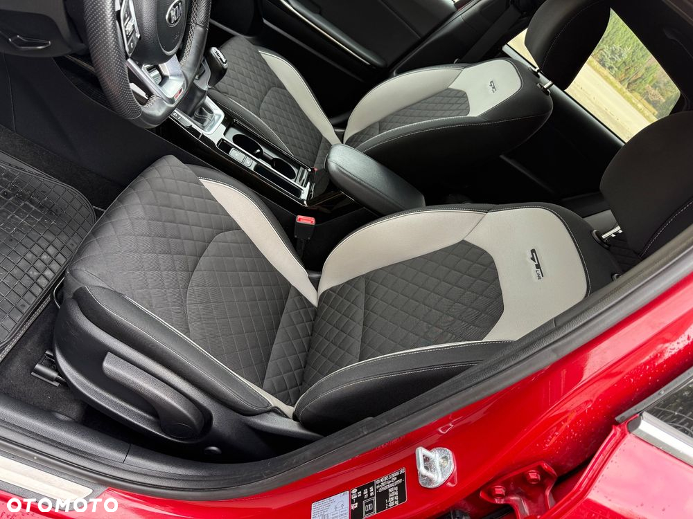 Kia ProCeed 1.6 CRDi SCR GT LINE - 6