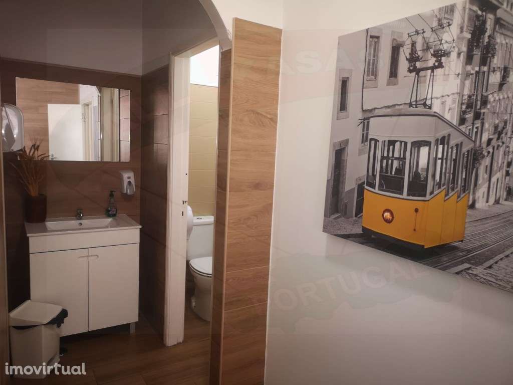 Venda de Fabrica Padaria Pastelaria, com Café Snack Bar no local em... - Grande imagem: 2/25