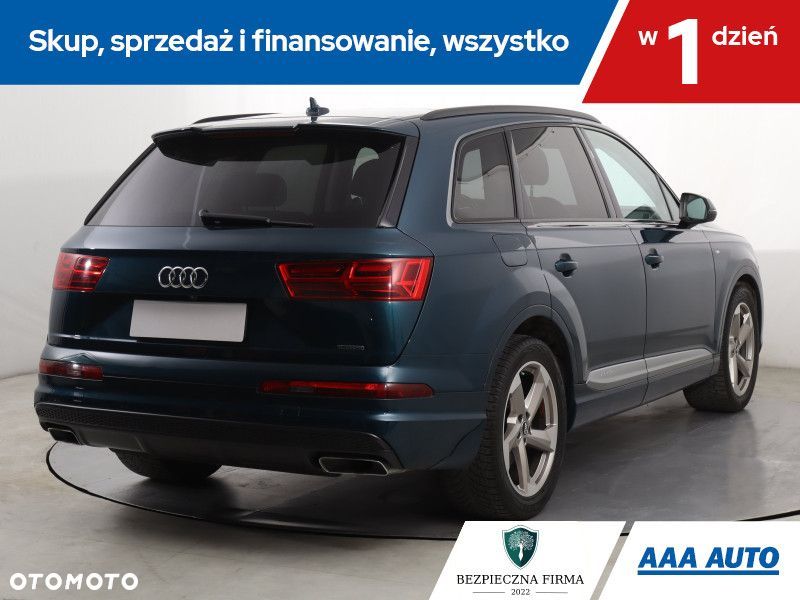 Audi Q7 - 7
