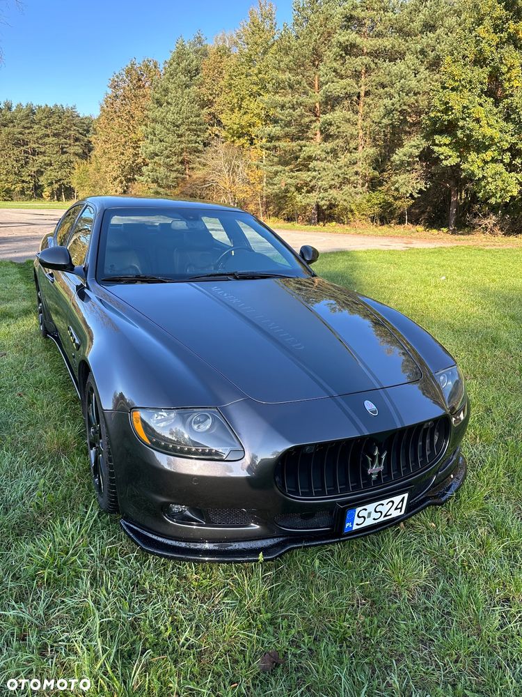 Maserati Quattroporte - 1