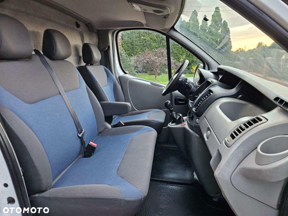 Renault Trafic - 10