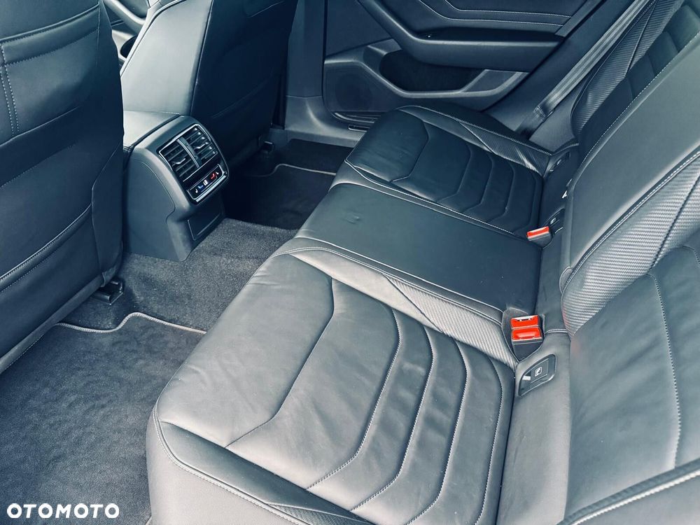 Volkswagen Arteon 2.0 TDI 4Motion R-Line DSG - 15