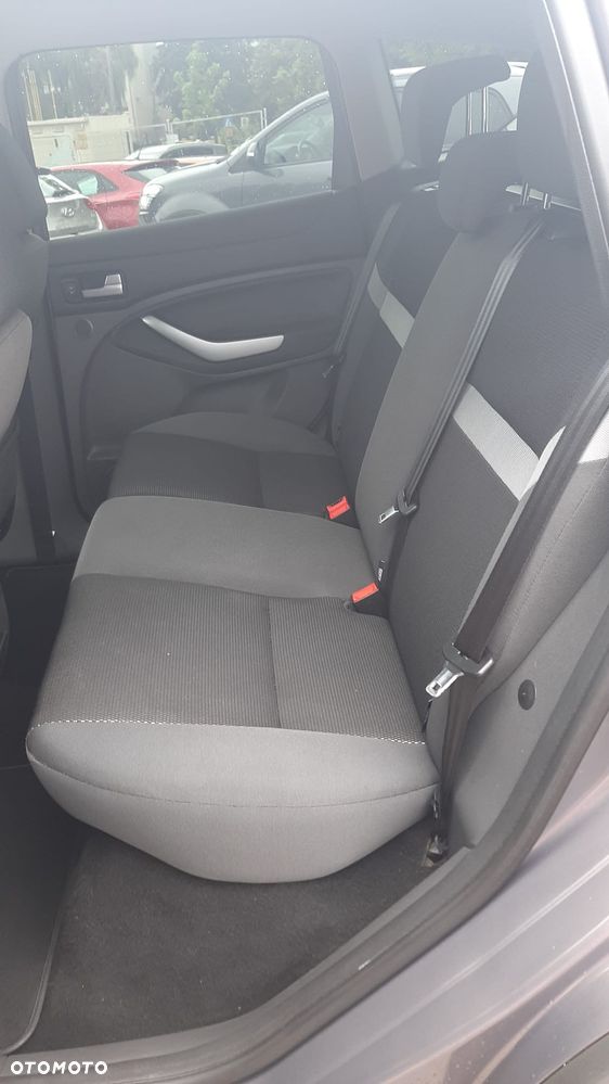 Ford Kuga 2.0 TDCi 2x4 Champions Edition - 19
