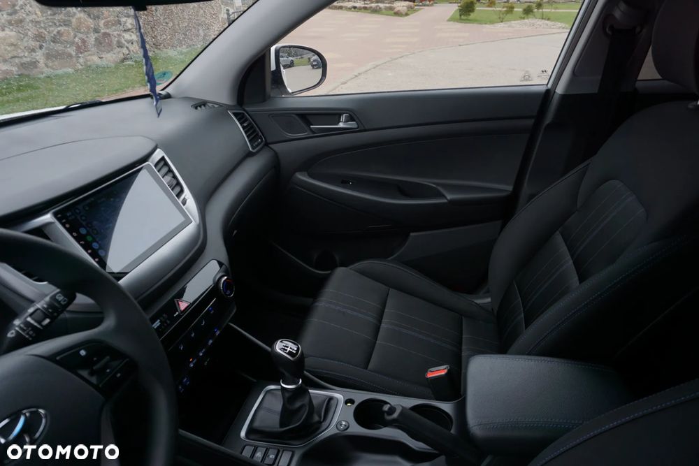 Hyundai Tucson blue 1.7 CRDi 2WD Classic - 17